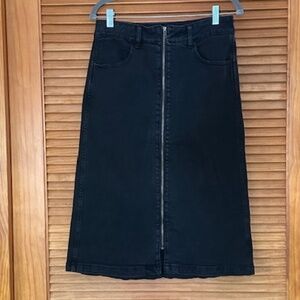 MADEWELL BLACK DENIM ZIP FRONT MIDI SKIRT- 28